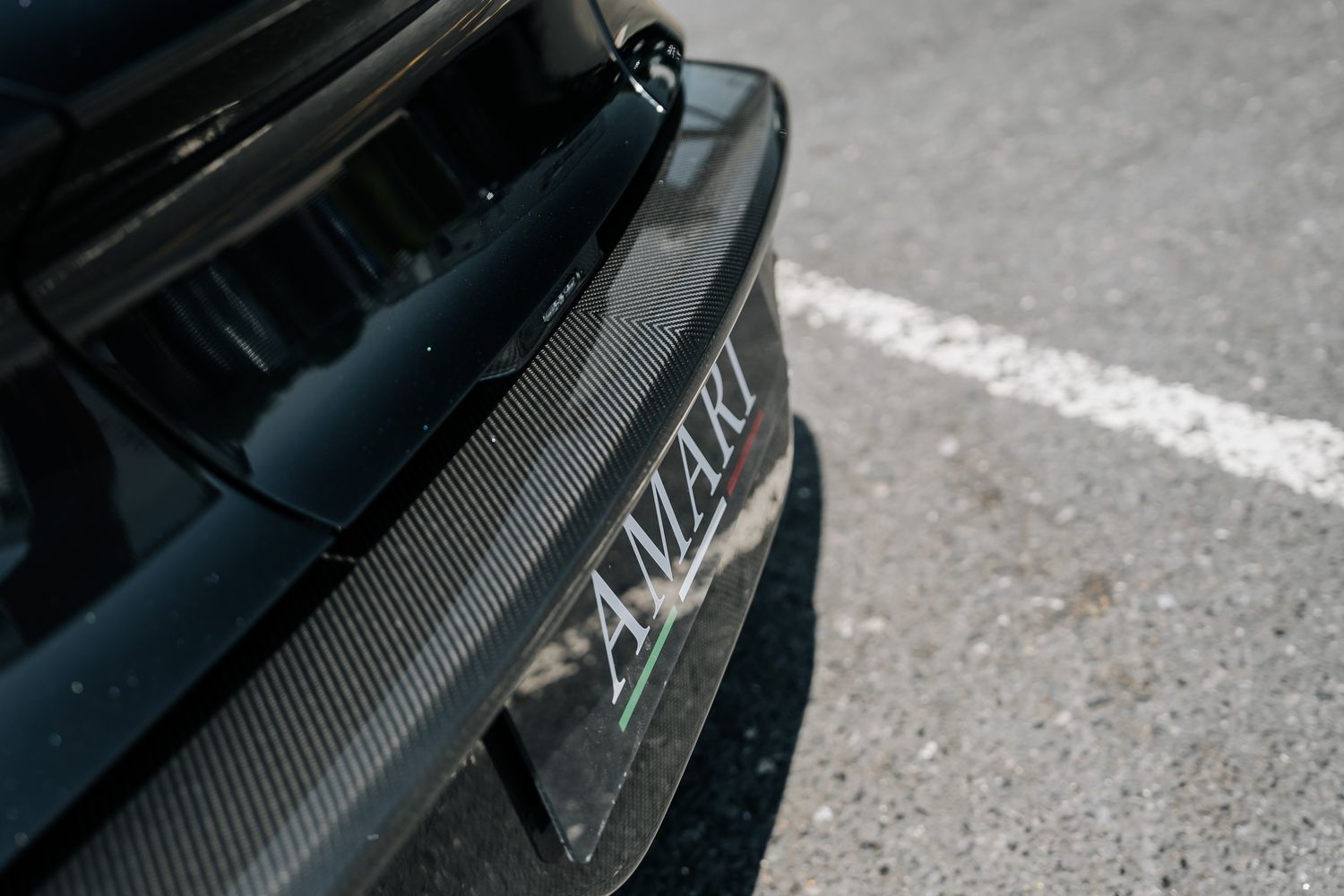 Aston Martin Vanquish Zagato Volante