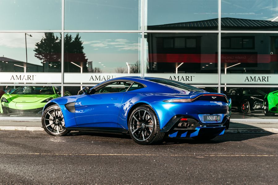 Aston Martin Vantage