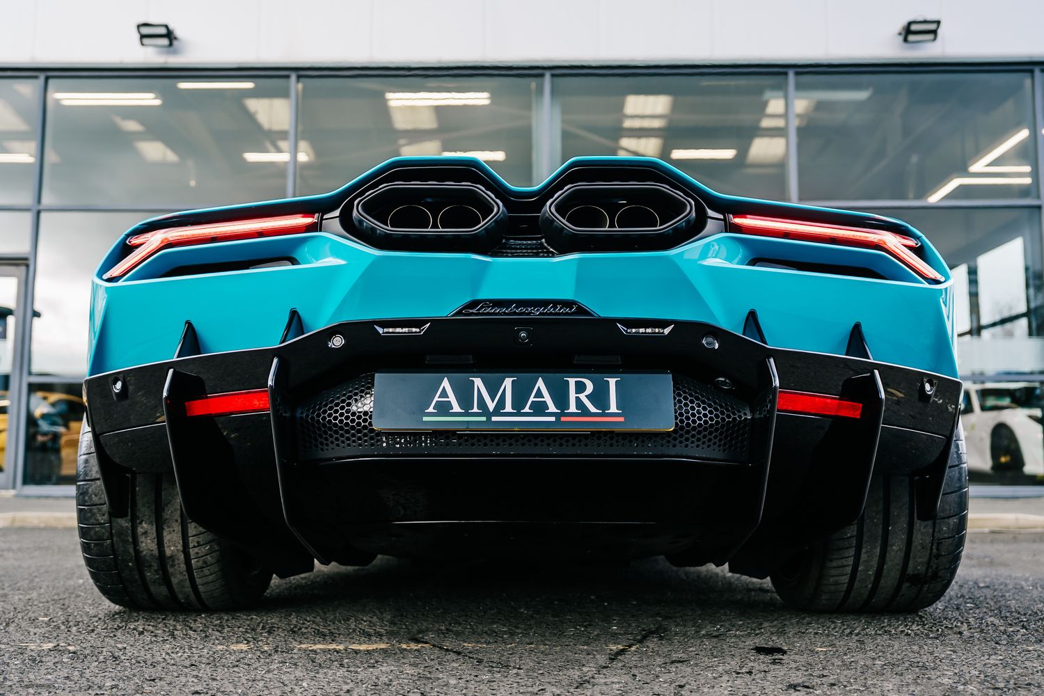 Lamborghini Revuelto