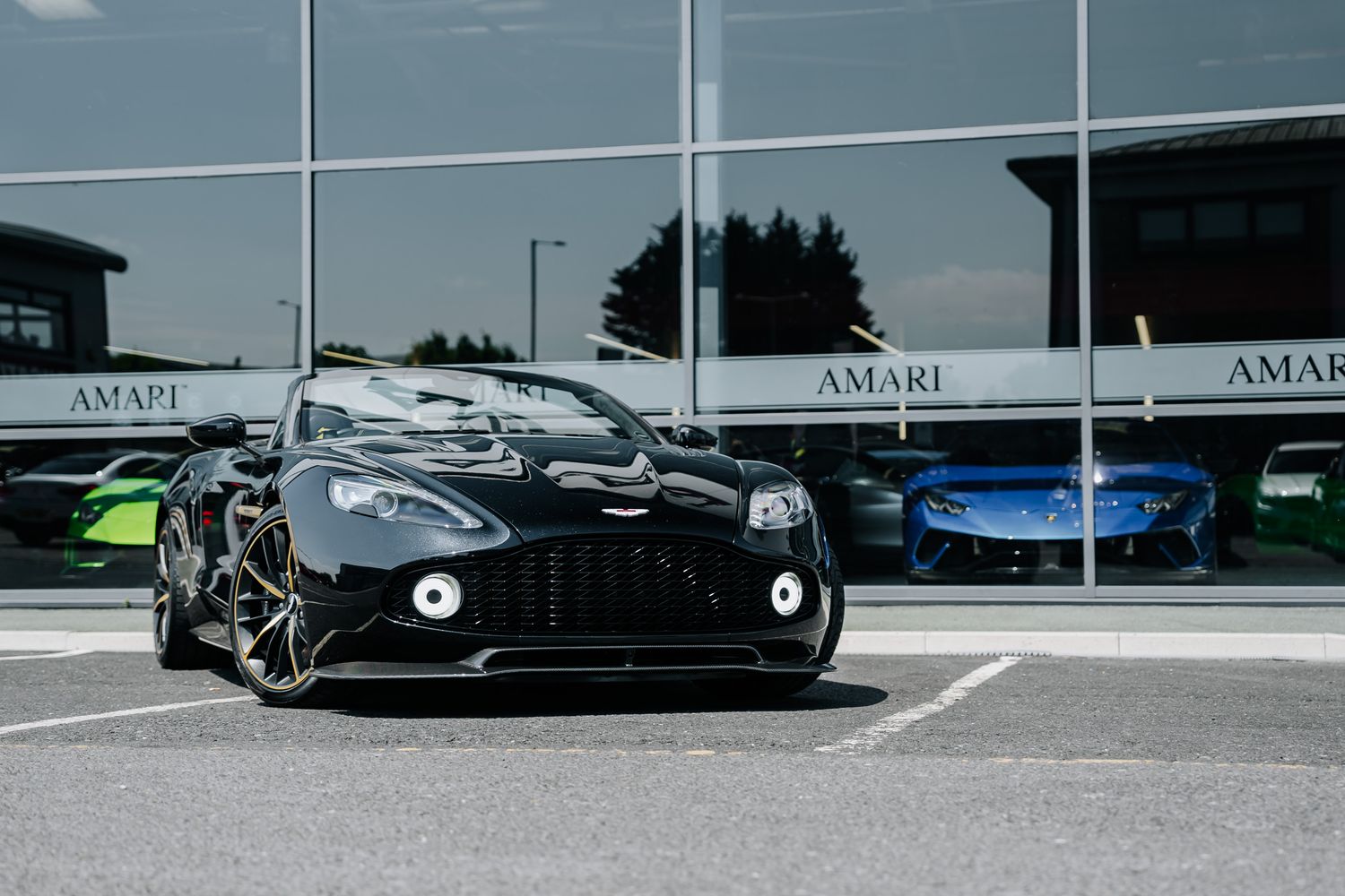 Aston Martin Vanquish Zagato Volante