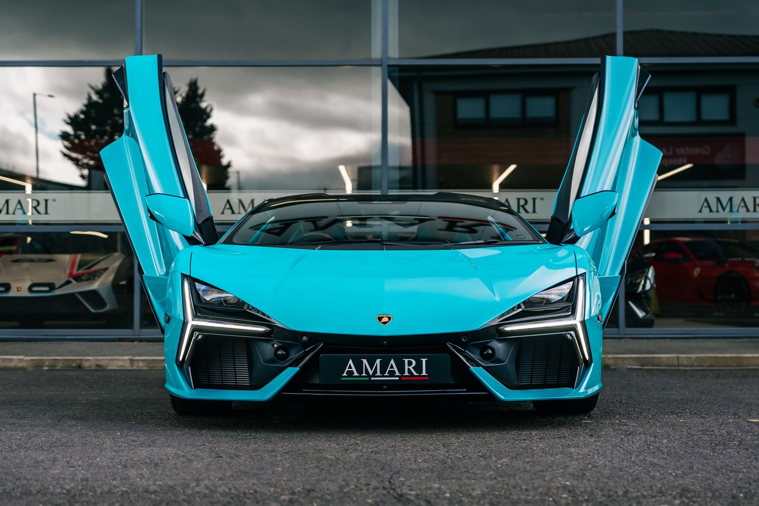 Lamborghini Revuelto