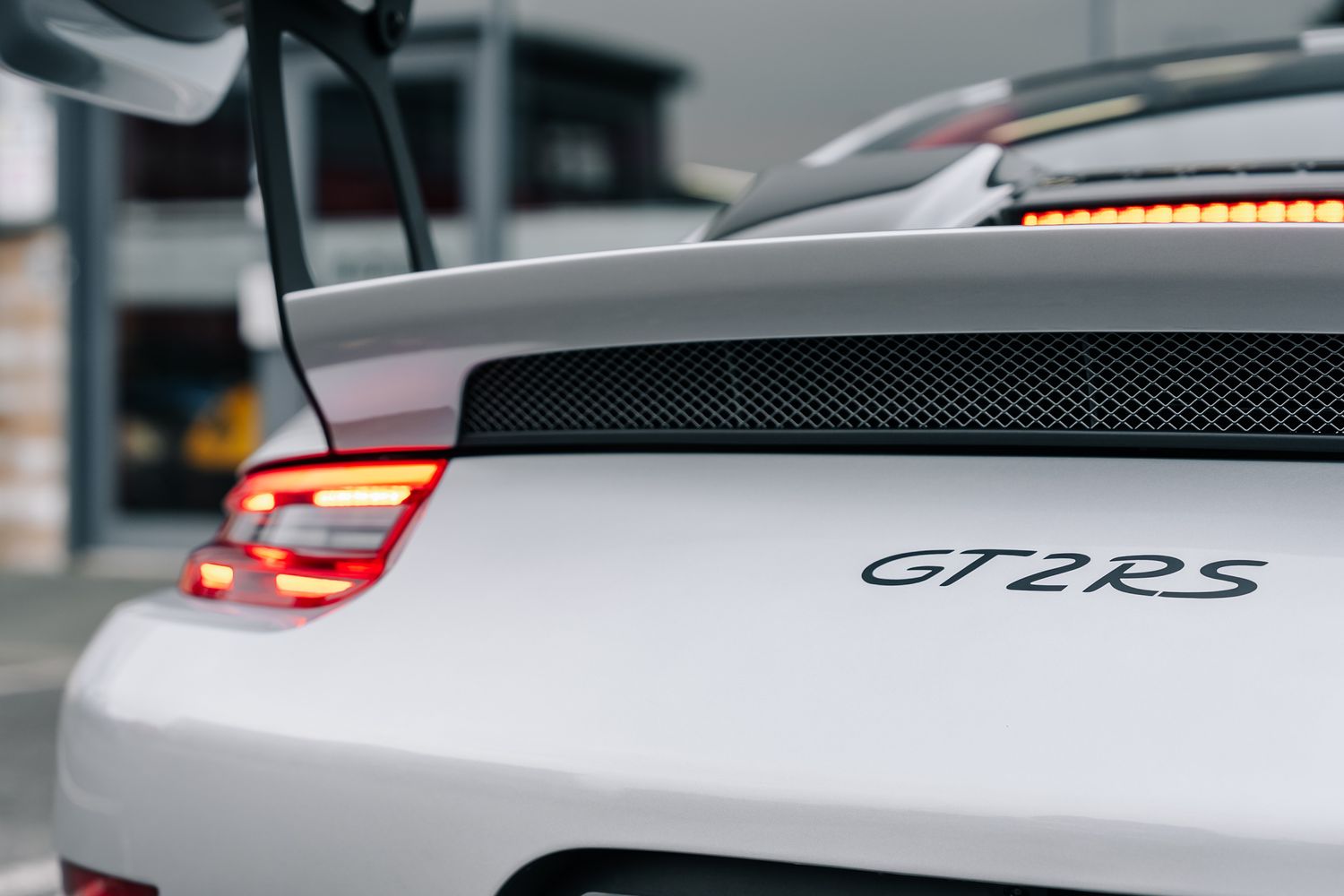 Porsche 911 991.2 GT2 RS Weissach