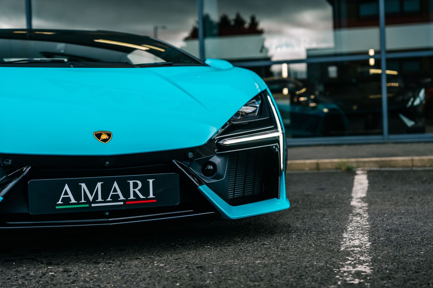 Lamborghini Revuelto