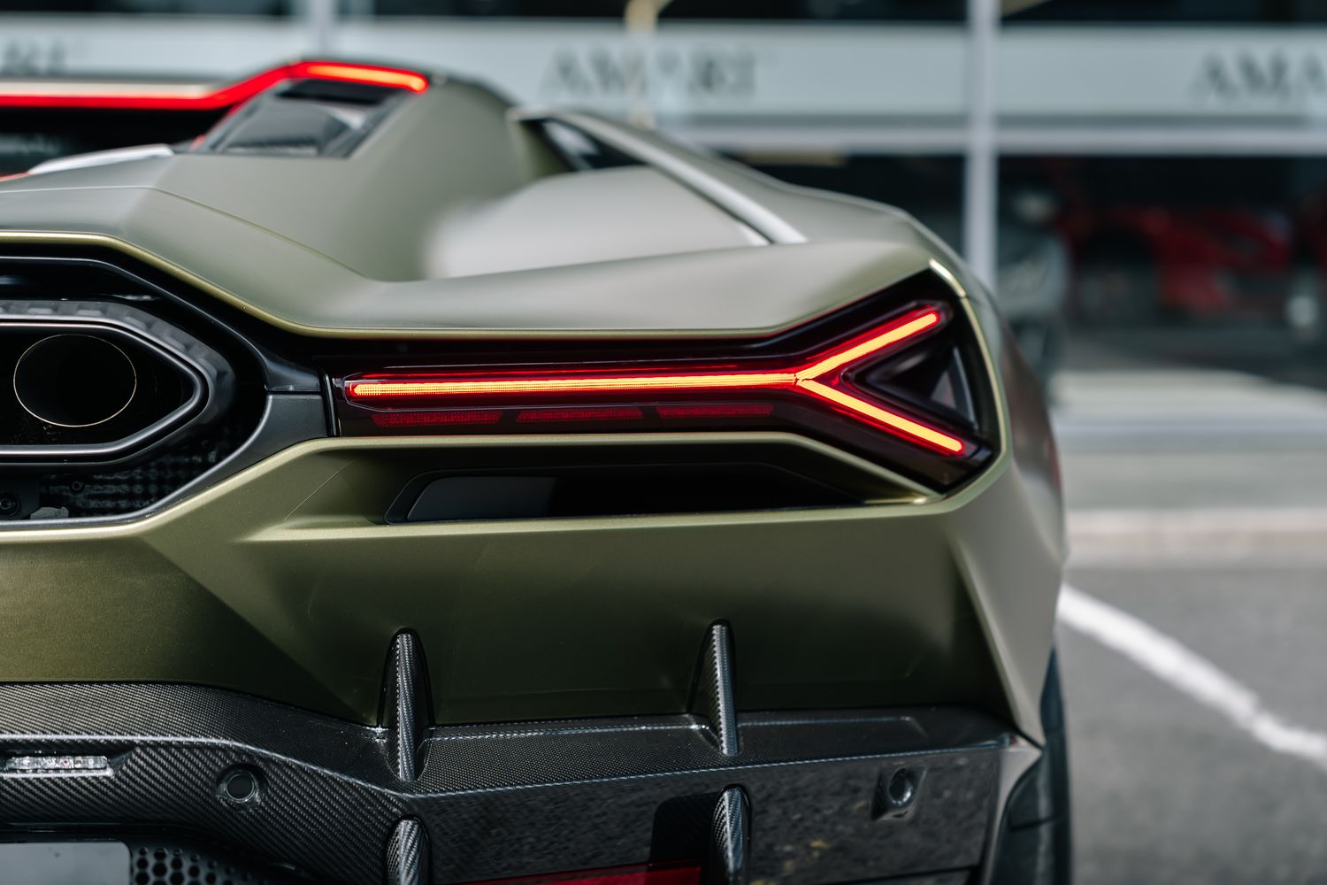 Lamborghini Revuelto