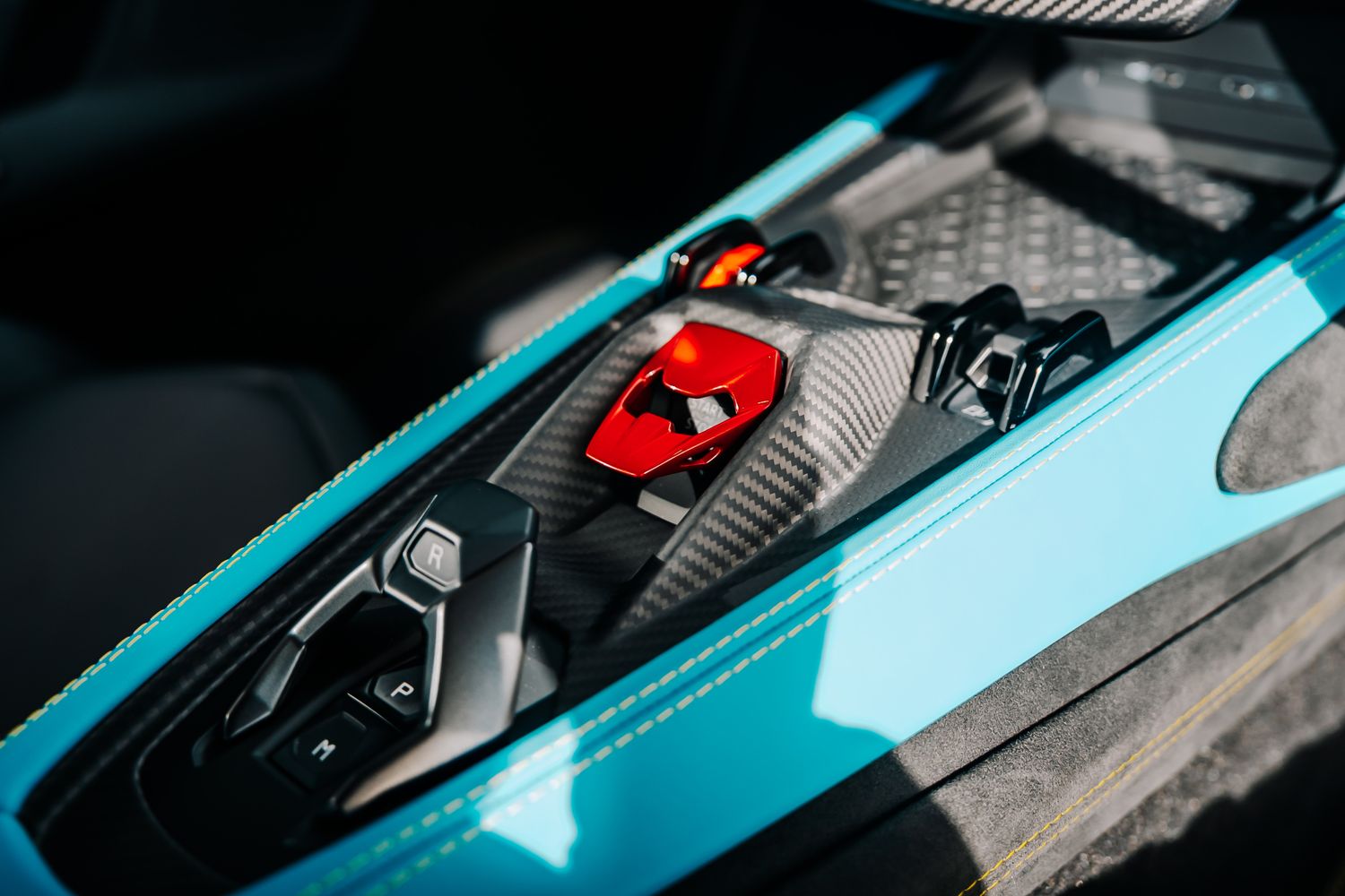 Lamborghini Revuelto