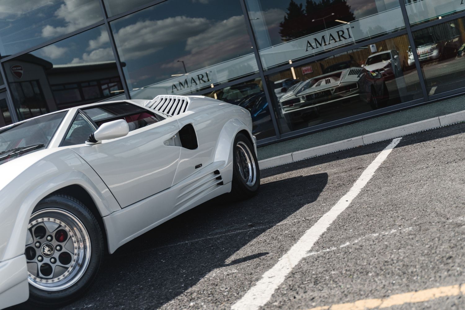 Lamborghini Countach Anniversary 5.2 V12 - 25th Anniversary