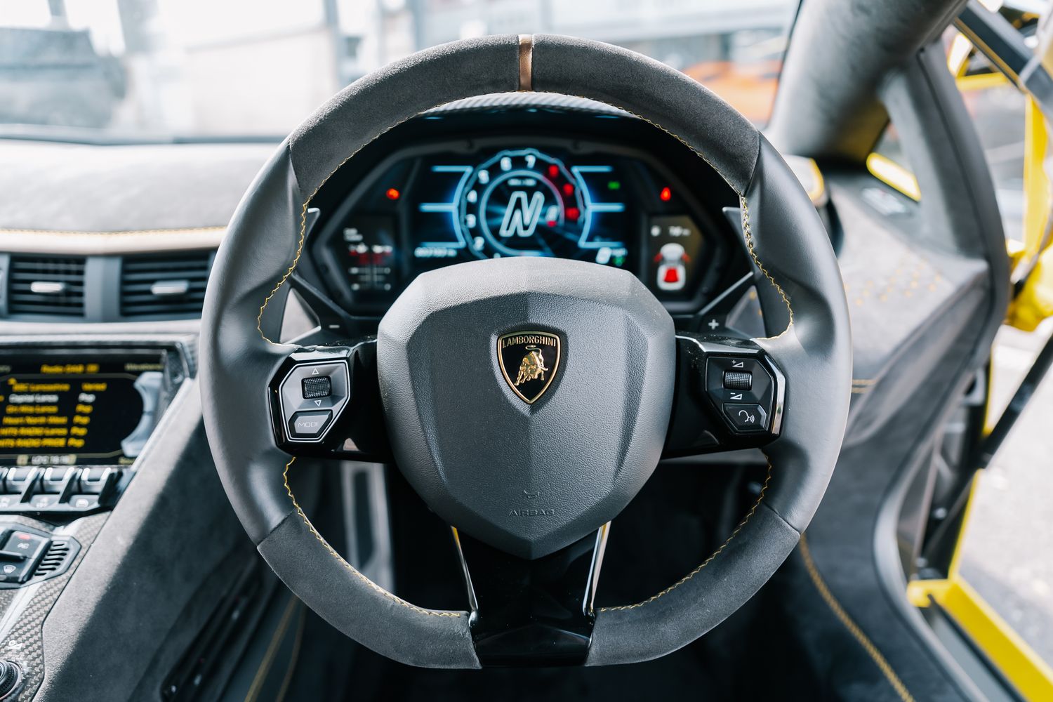 Lamborghini Aventador LP780-4 Ultimae Roadster