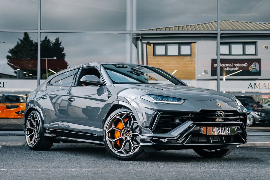 2024 Lamborghini Urus Performante