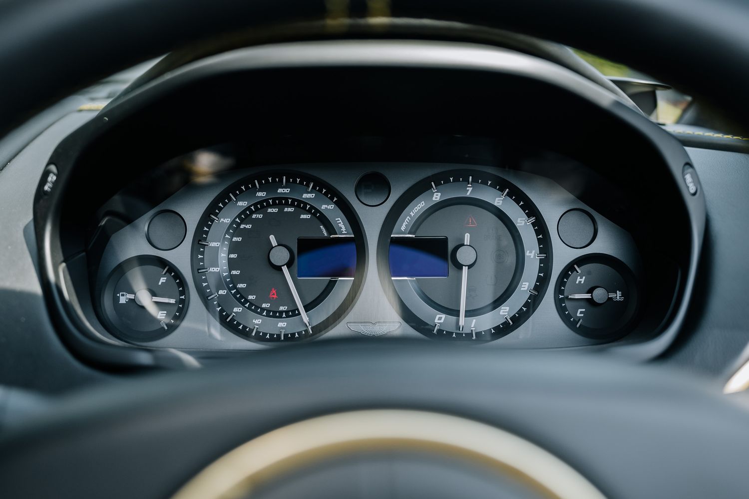 Aston Martin Vanquish Zagato Volante