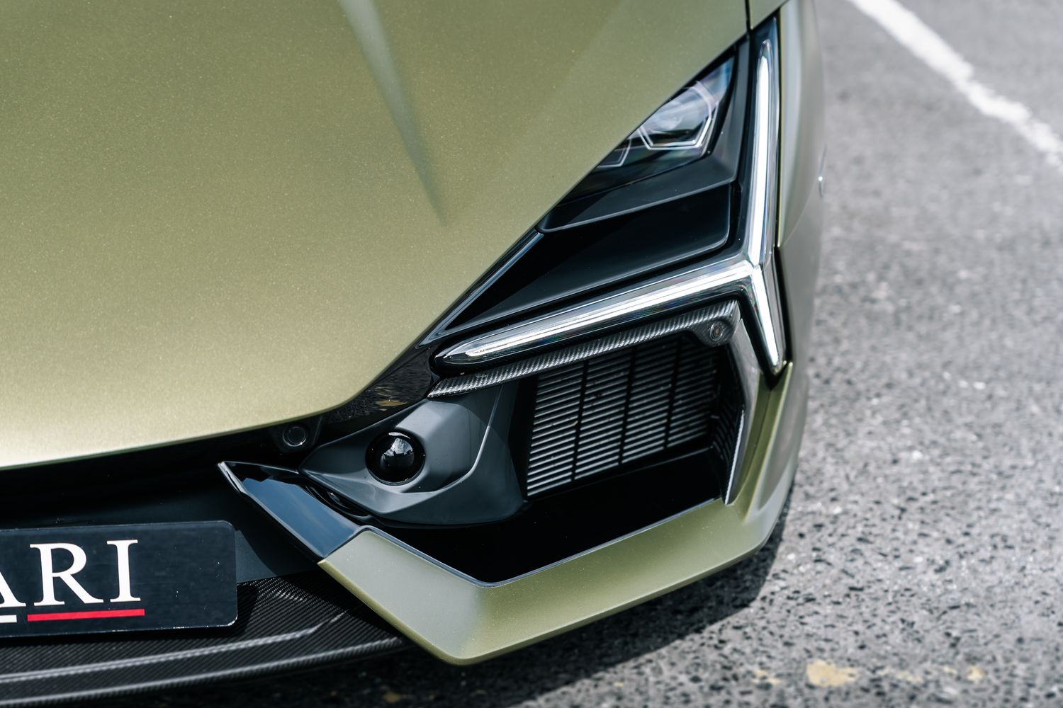 Lamborghini Revuelto