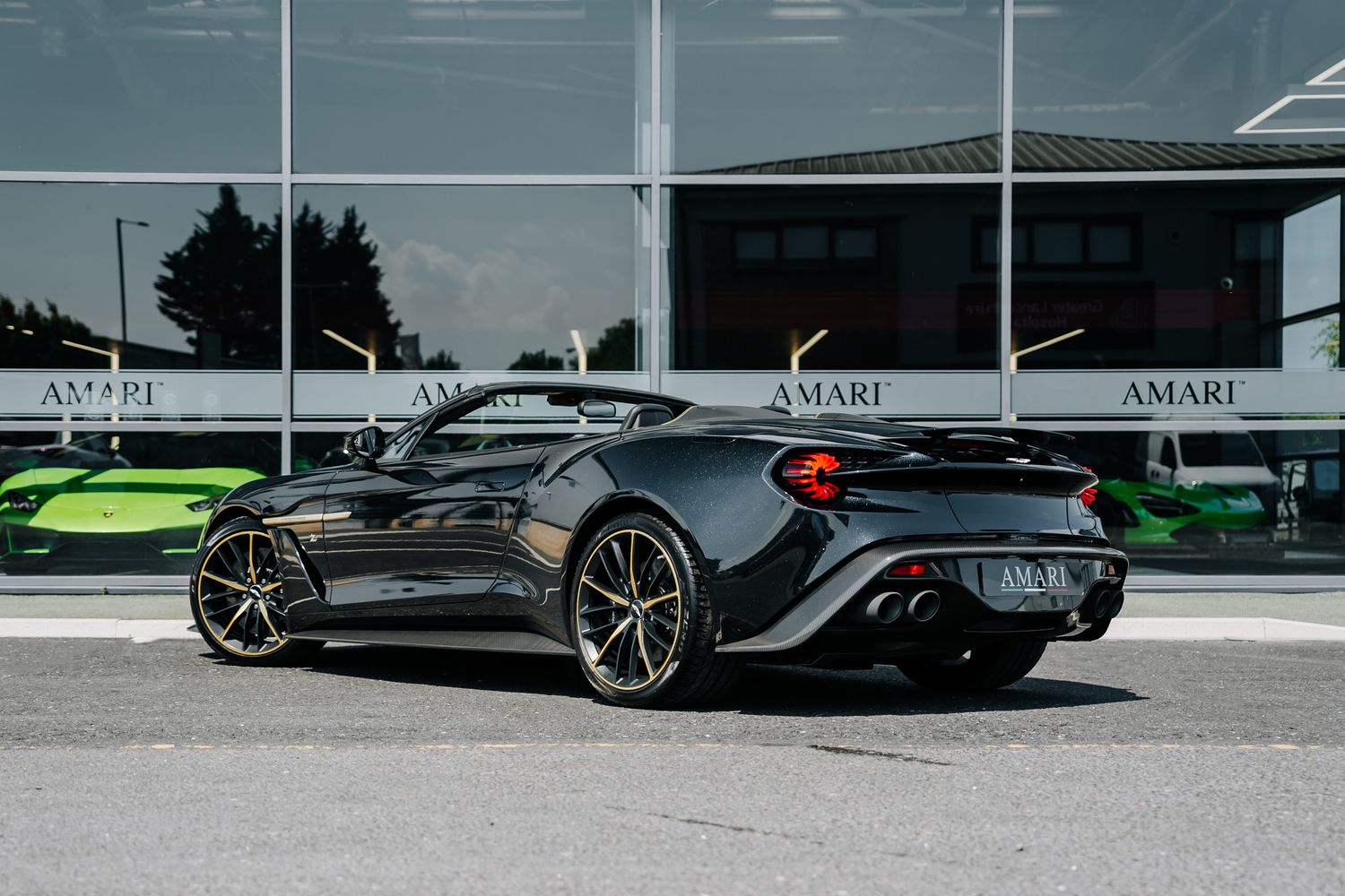 Aston Martin Vanquish Zagato Volante