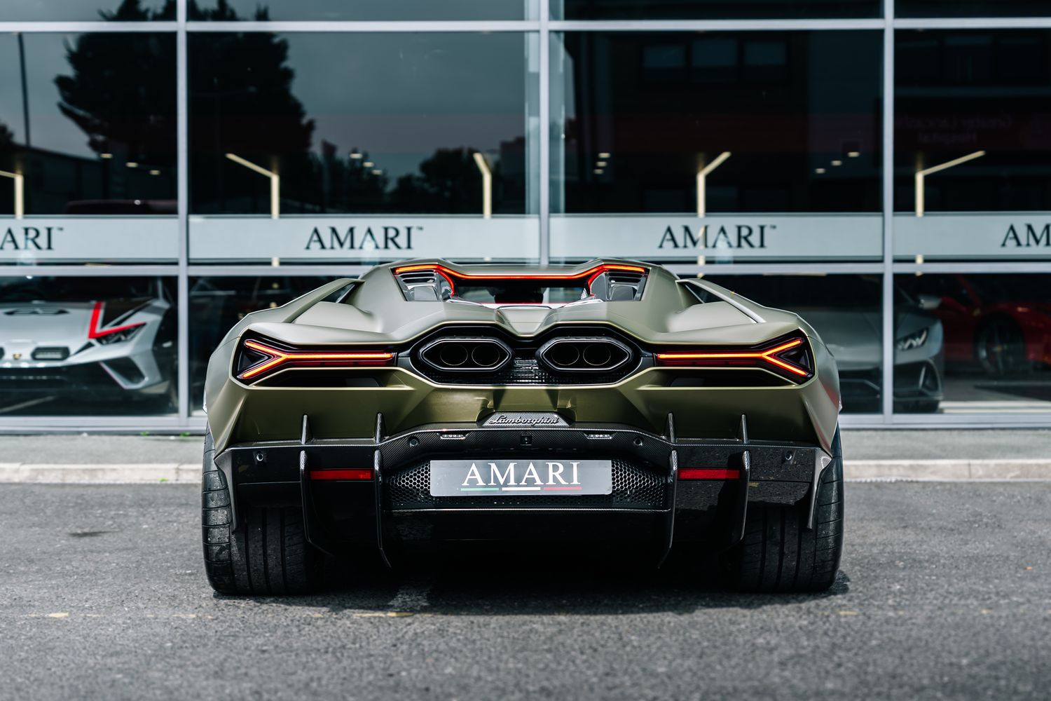 Lamborghini Revuelto