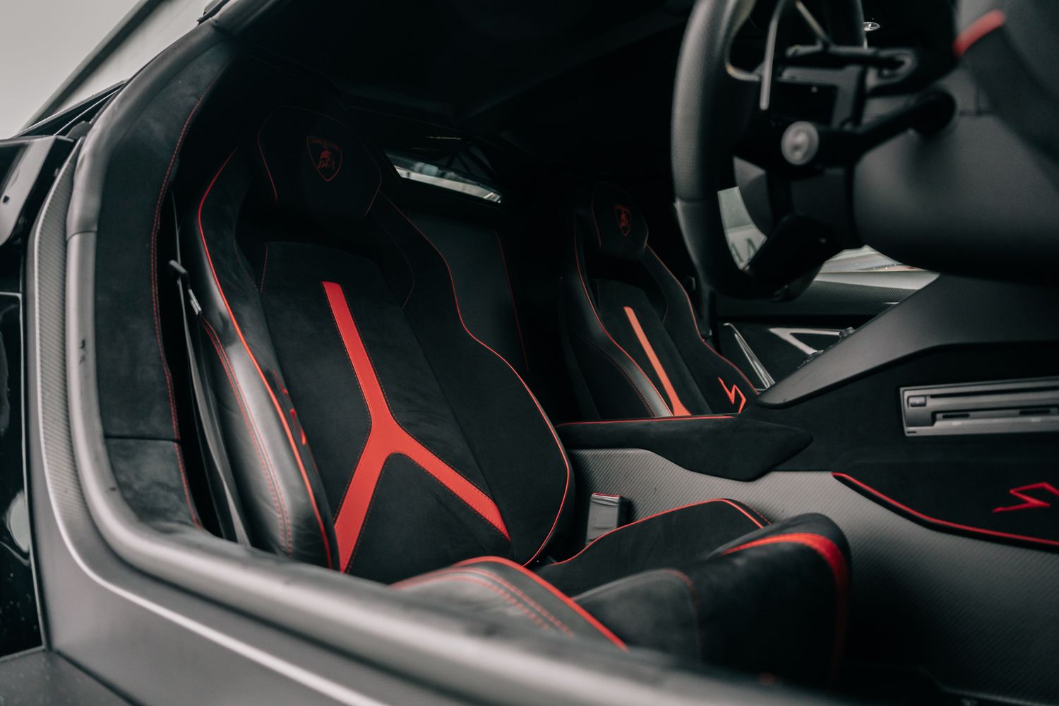 Lamborghini Aventador SV Roadster LP 750-4