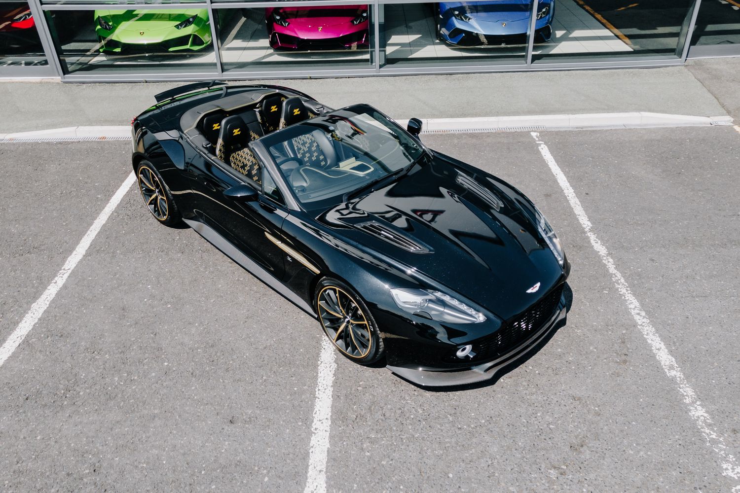 Aston Martin Vanquish Zagato Volante